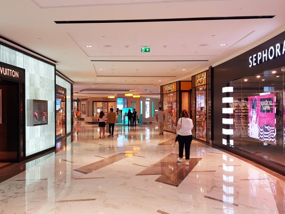 abu dhabi shopping mall the galleria 2