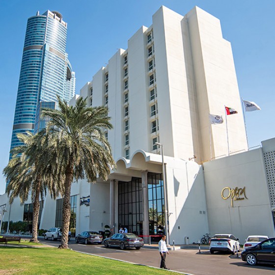 abu dhabi hotel radisson blu v