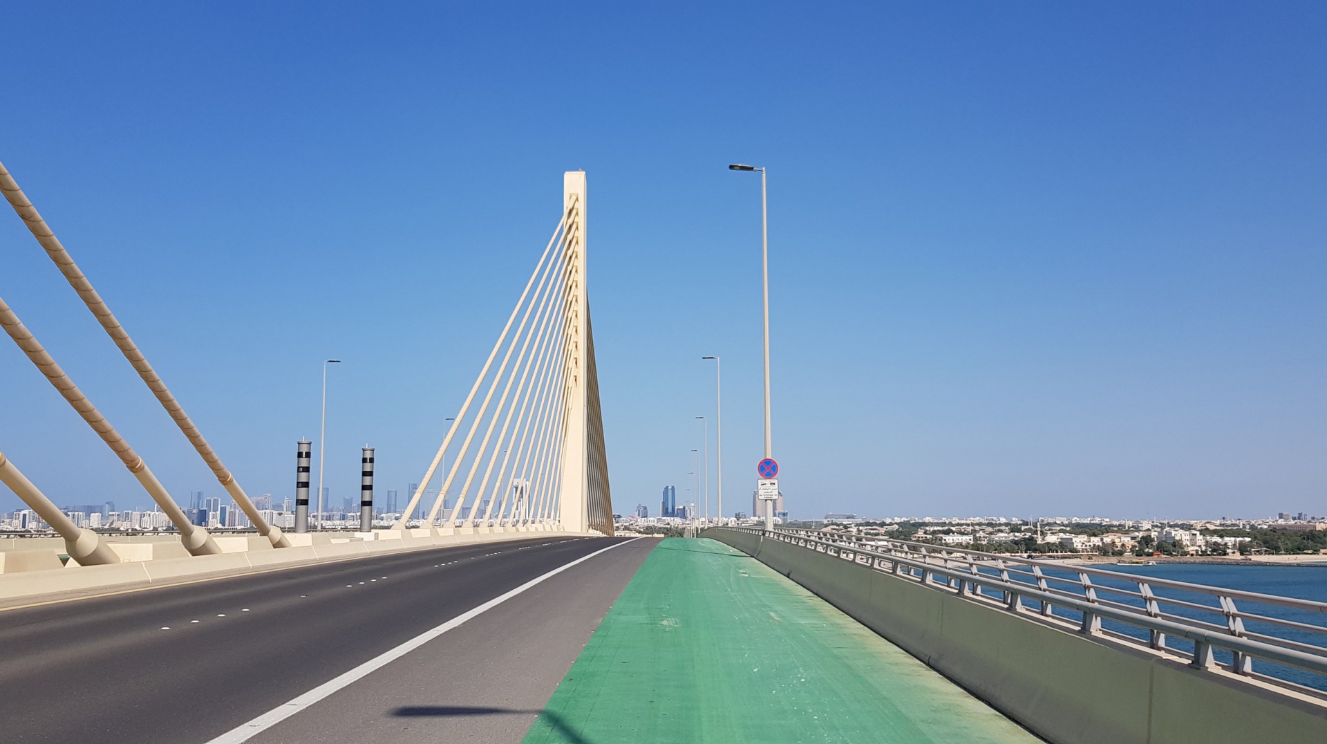 The Best Pictures Images And Photos Of Abu Dhabi Al