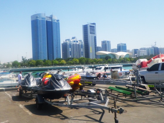 abu dhabi rent jetski 11