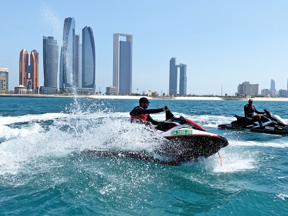 abu dhabi jet ski 2