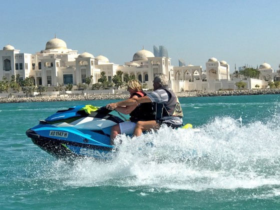 abu dhabi jet ski