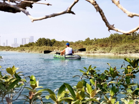 abu dhabi rent a kayak 5