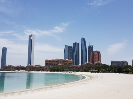 abu dhabi emirates palace hotel beach 2