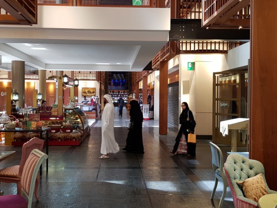 abu dhabi holidays souq a