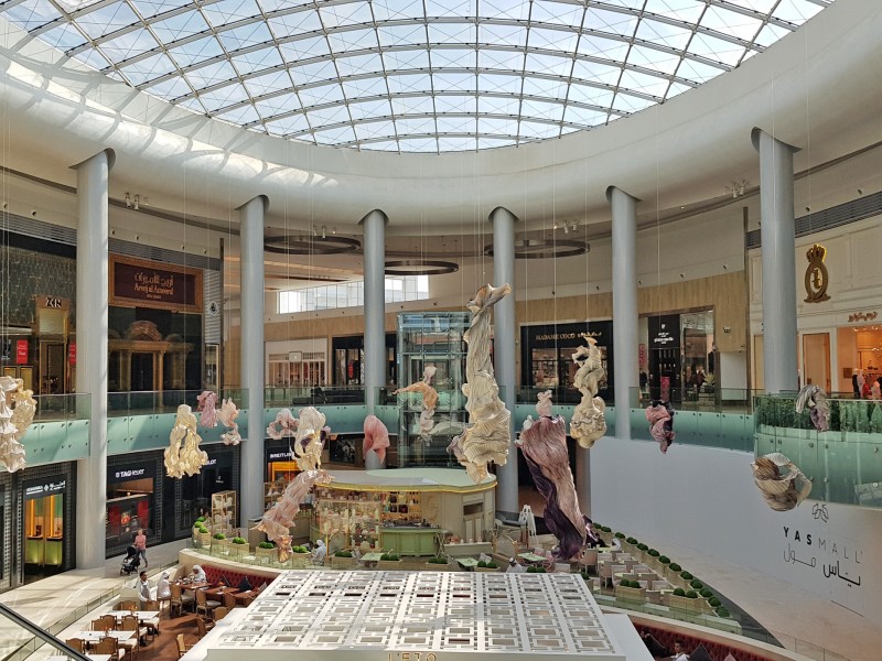 Picture Gallery Yas Mall