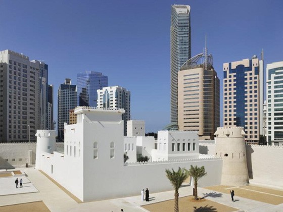 places to visit abu dhabi qasr.al hosn v