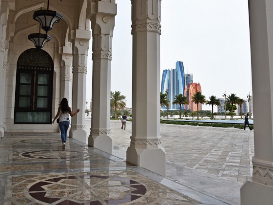 abu dhabi holidays qasr al watan d