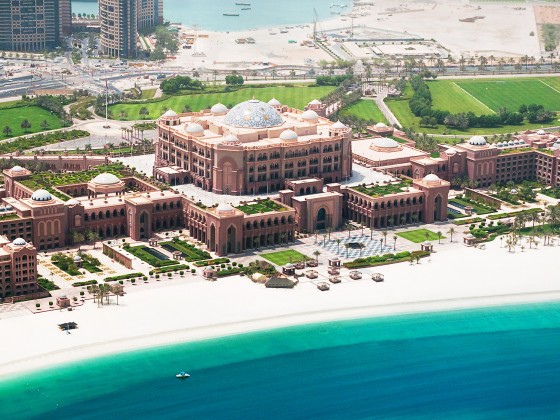 abu dhabi sightseeing tour by seaplane emirates palace hotel