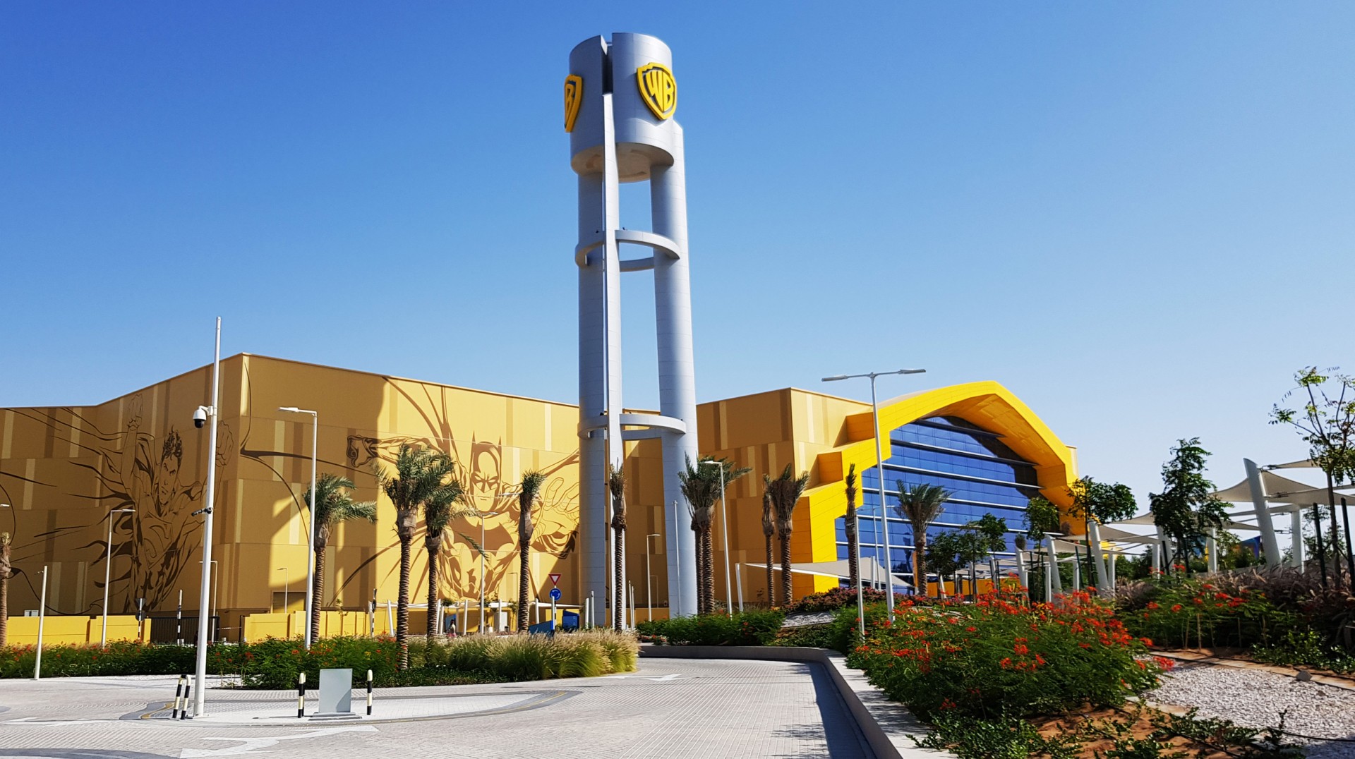 Warner Bros Abu Dhabi The Famous Warner Bros World In