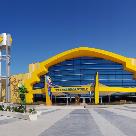 abu dhabi warner bros world h