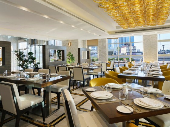 abu dhabi hotel jannah burj al sarab breakfast