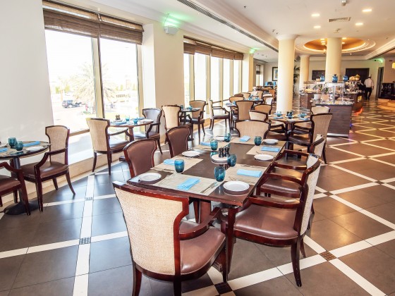 abu dhabi hotel radisson blu restaurant la terrazza