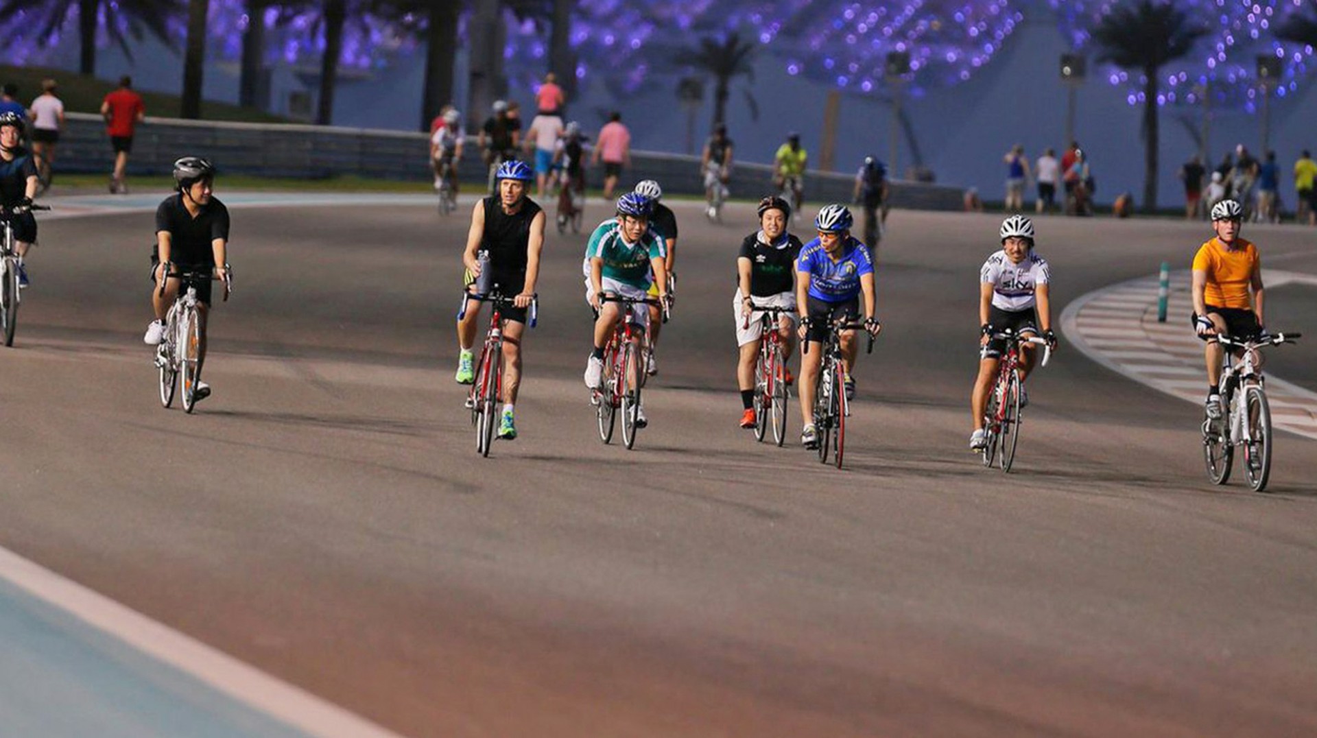 Yas marina cycling online